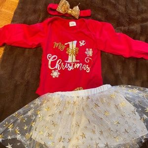Baby girls first Christmas tutu outfit